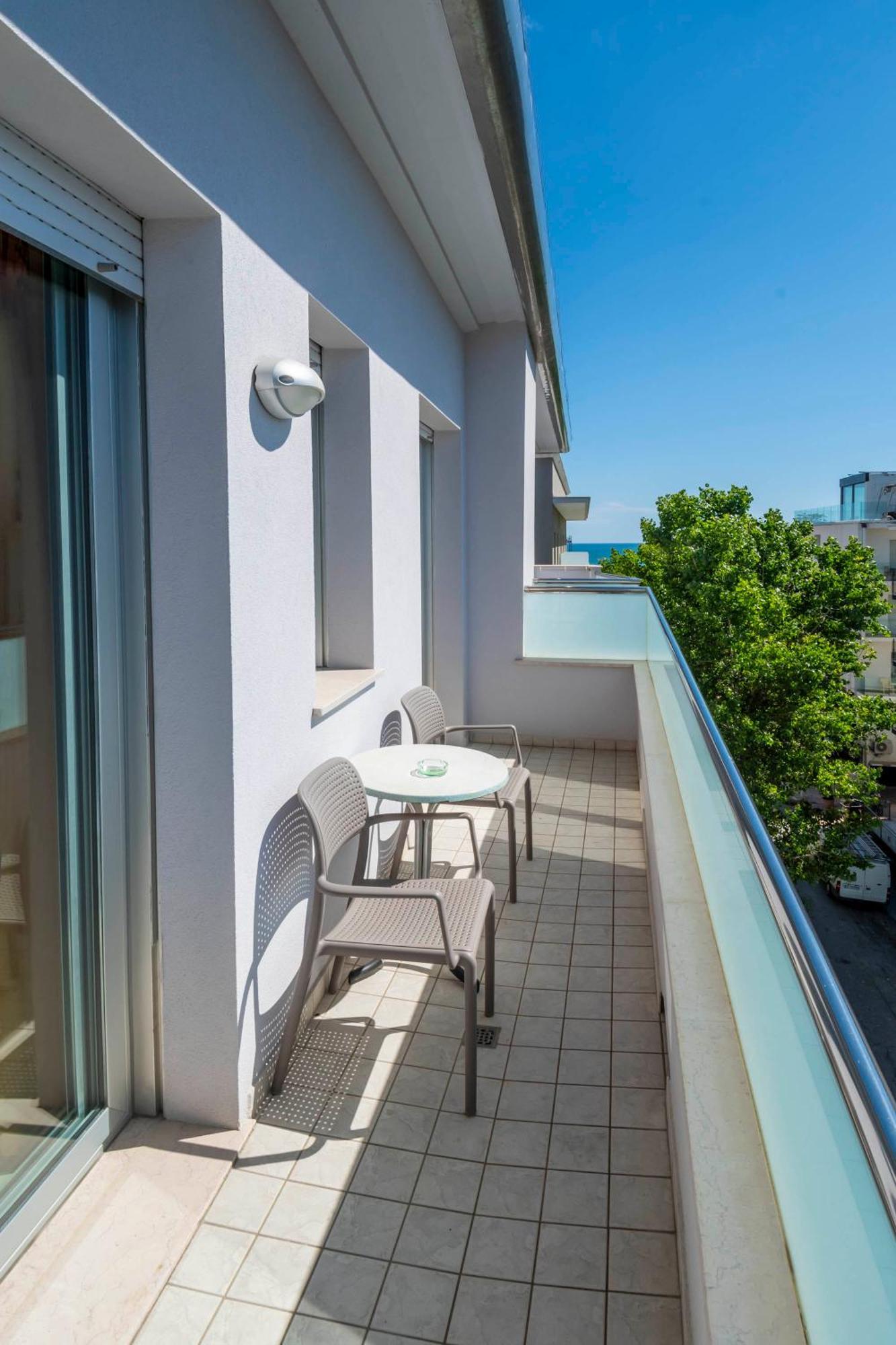 Residence Marzia Rimini Ngoại thất bức ảnh