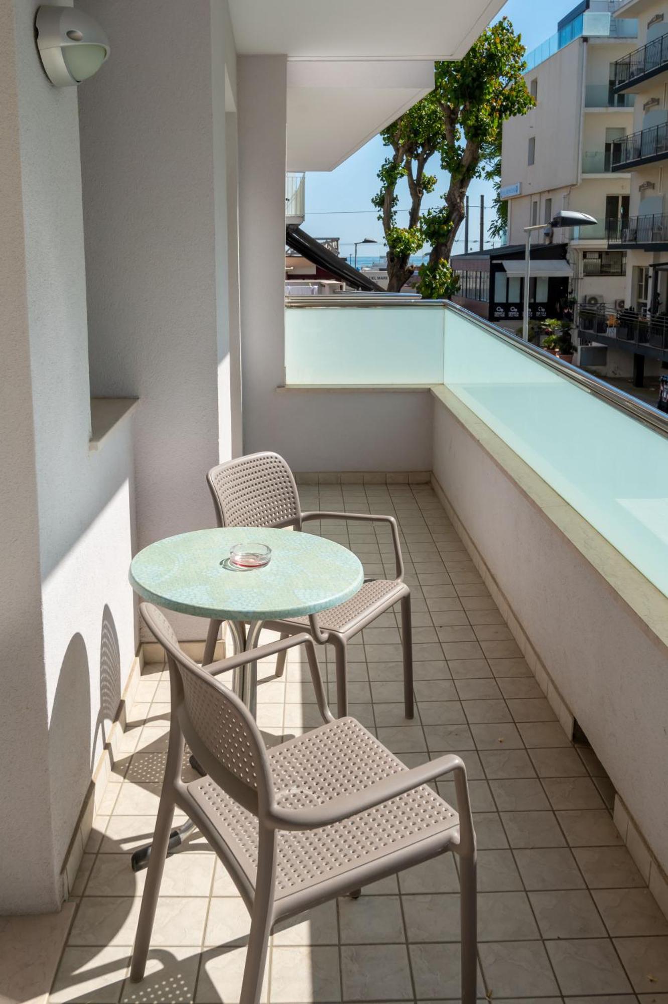 Residence Marzia Rimini Ngoại thất bức ảnh