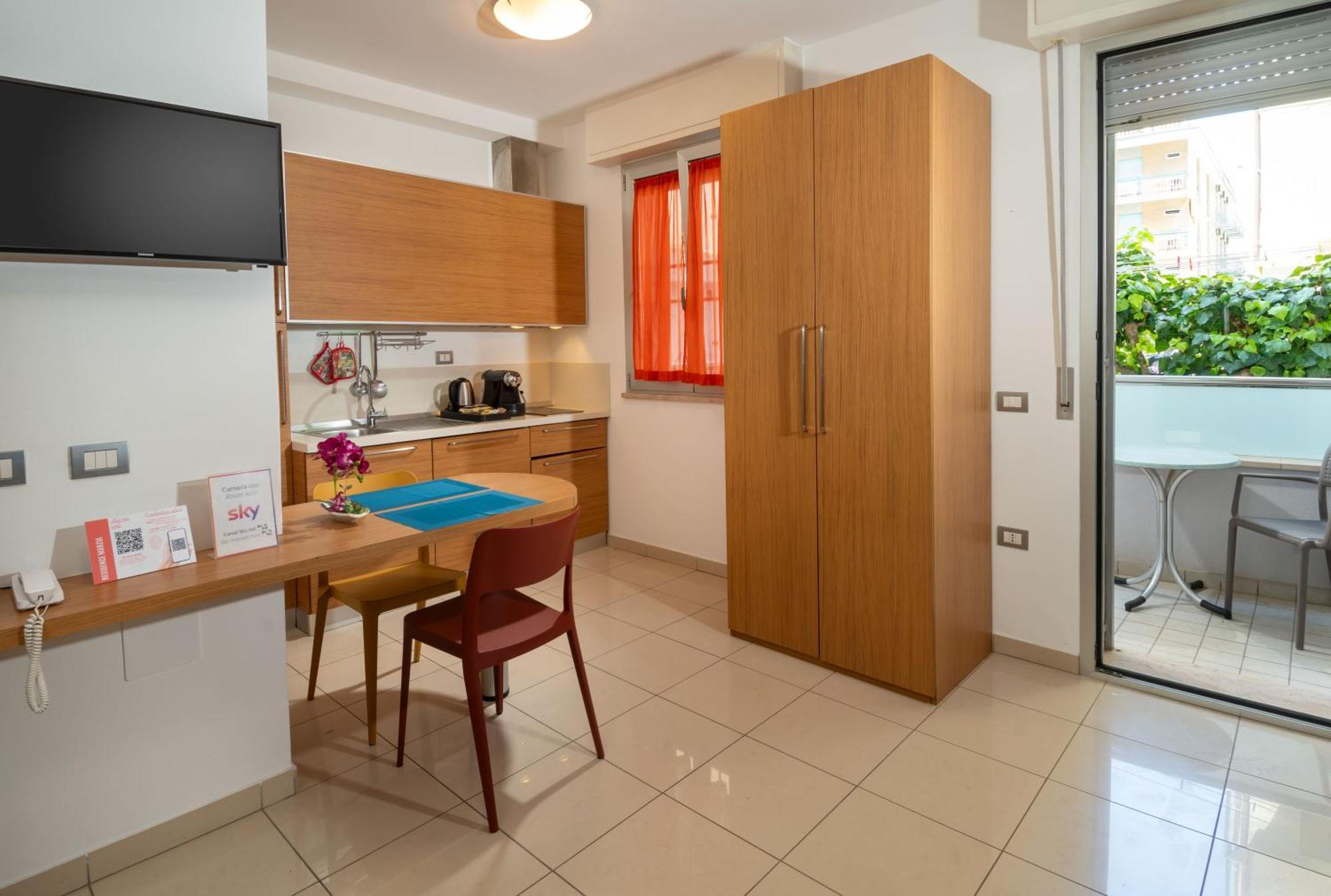 Residence Marzia Rimini Ngoại thất bức ảnh