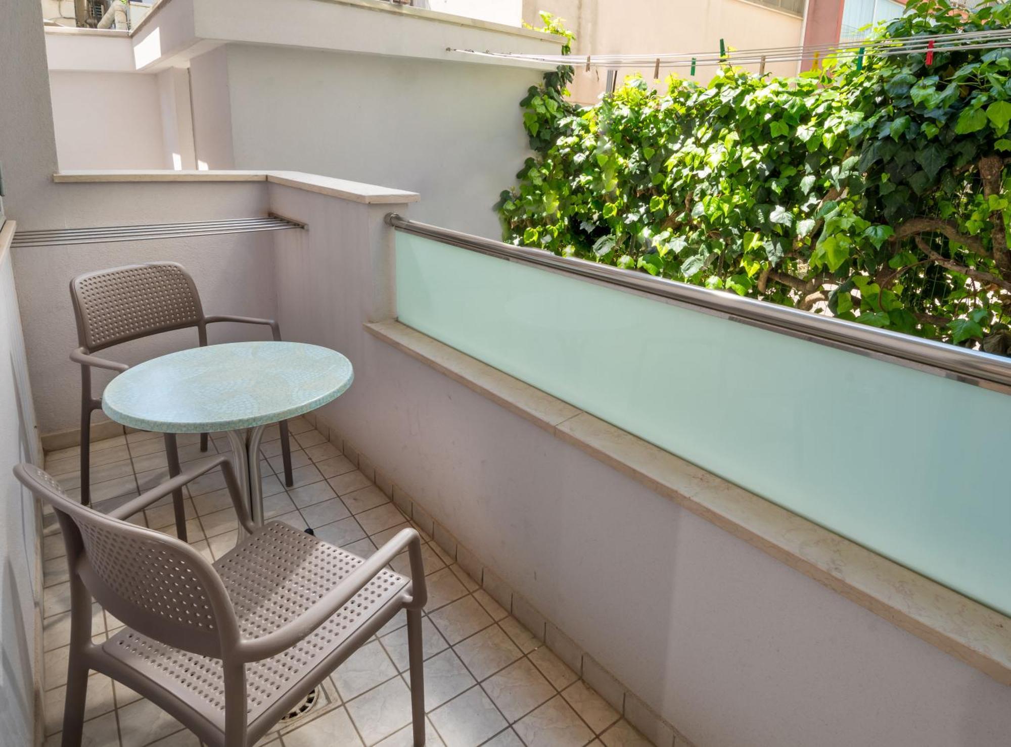 Residence Marzia Rimini Ngoại thất bức ảnh