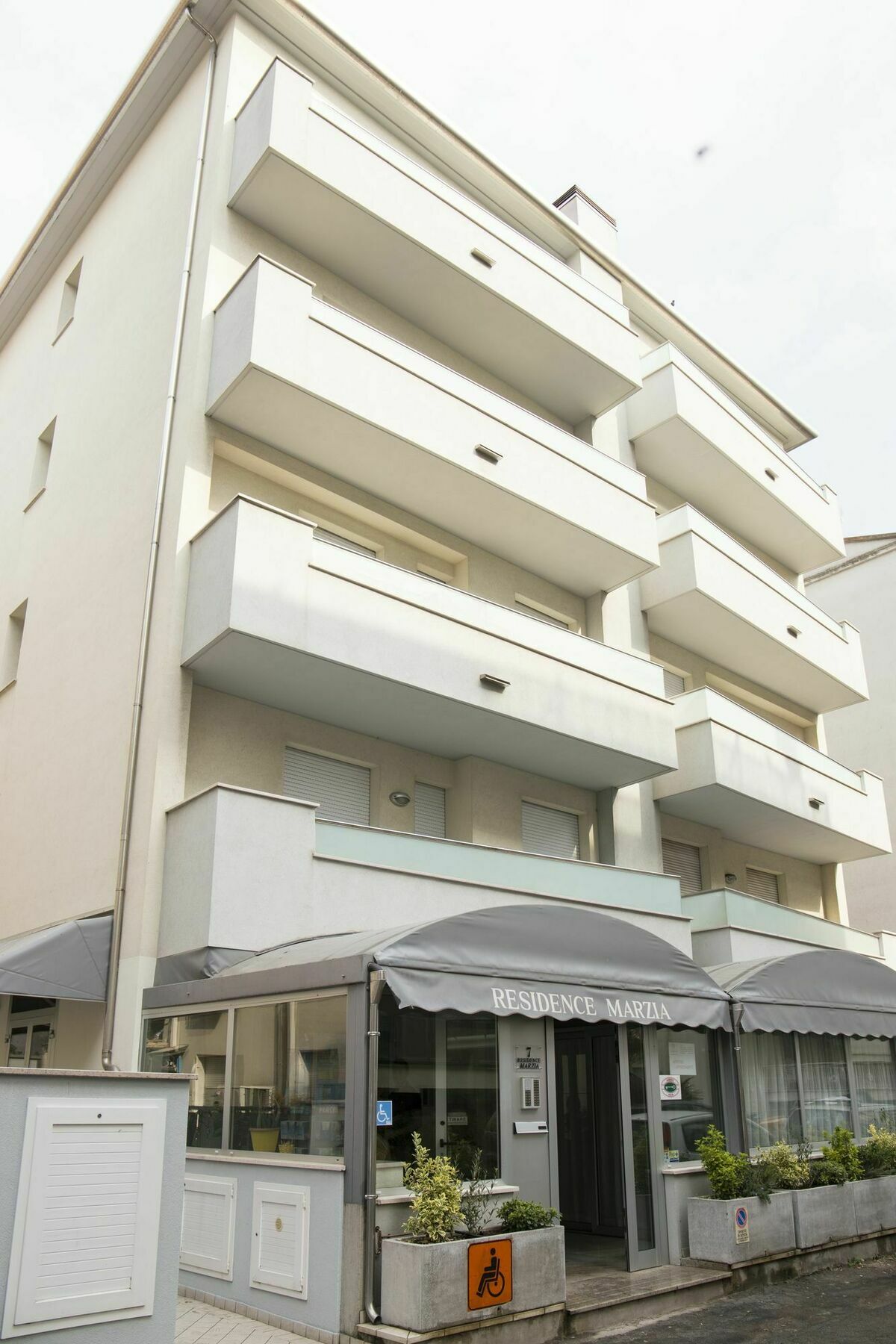 Residence Marzia Rimini Ngoại thất bức ảnh